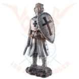 Keresztes lovag karddal és pajzzsal