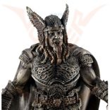 Thor,  mennydörgés istene kalapáccsal