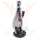 Templomos lovag pajzzsal és karddal