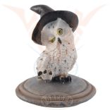 Varázslatos hóbagoly az üstön