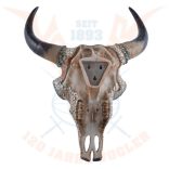 Bika koponya színes kövekkel díszitve