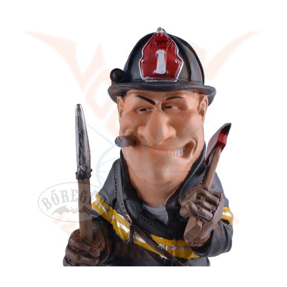 Tűzoltó figura