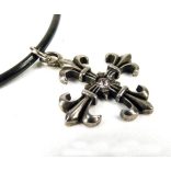 Anjou liliom nyaklánc Swarovski kristállyal