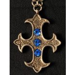 Gót kereszt medál Swarovski kristállyal