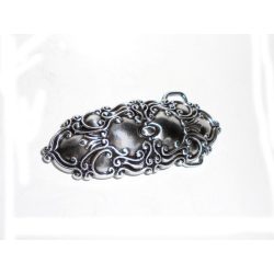 Flower belt buckle