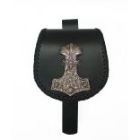 Bőr tarsoly Thor kalapács dísszel