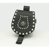 Vaskeresztes bőr tarsoly