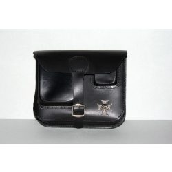 Több fakkos bőr övtáska