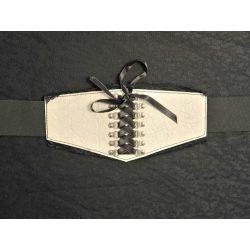 Női fűzős lakkbőr öv