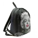 Kis gyöngyvászon hátitáska