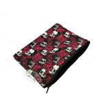 Rózsás koponyás neszeszer