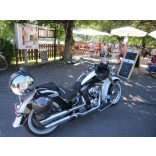 Fonott hátsó hengertáska króm oldalakkal