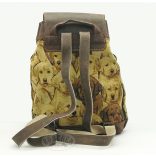 Kutya mintás szövet-bőr hátitáska