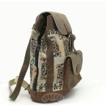 Kártyalap  mintás szövet-bőr hátitáska