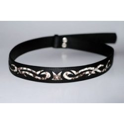 Kígyóbőrbetétes öv