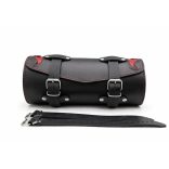 Fekete marhabőr villatáska piros lángnyelv betétekkel – 30×11 cm