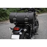 LG26 marhabőr hengertáska motorra felszerelve