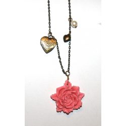 Vintage rose necklace