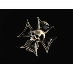 Koponya vaskereszt jelvény