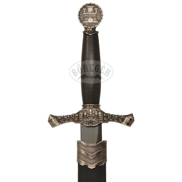 Dísztőr hüvelyben