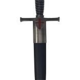 Dísztőr hüvelyben