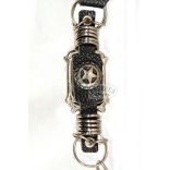 Seriff csillaggal díszített pénztárcalánc